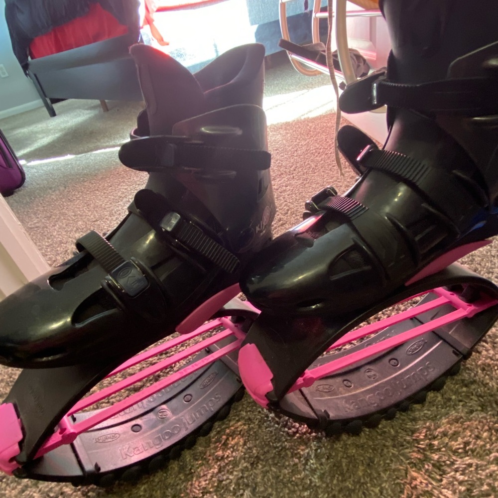 Kangoo jumps